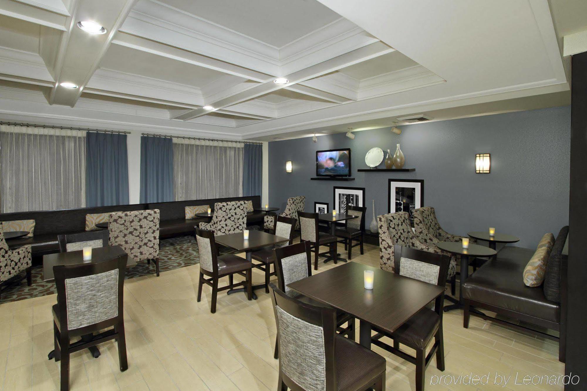 Hampton Hotel 4*