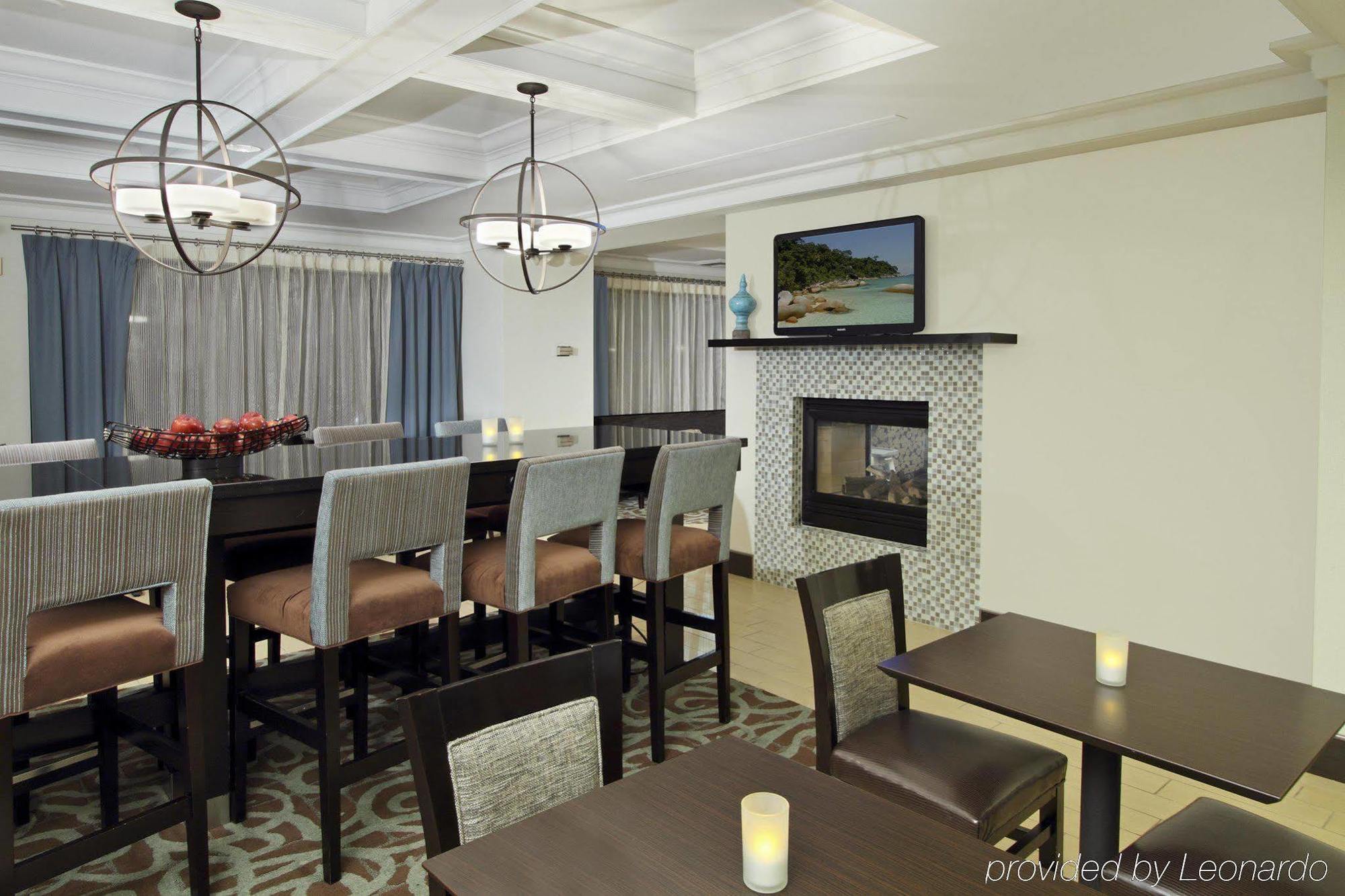 Hotel Hampton 4*